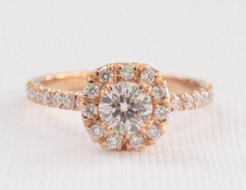 Handgemachter Runder Diamant Halo Verlobungsring 14K Rose Gold Brautring von Studio1040