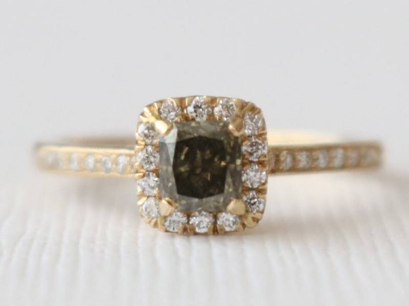 Champagner Diamant Halo Verlobungsring 14K Gelbgold, Kissenschliff von Studio1040