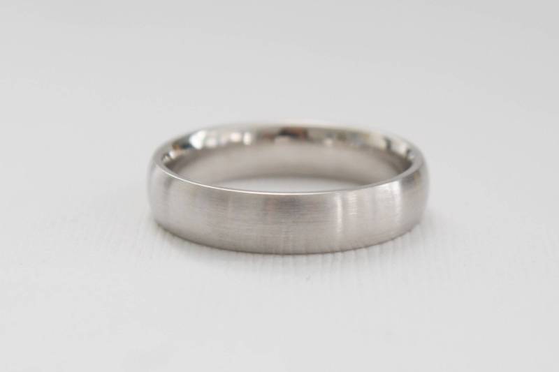 5 Mm Matt Herrenarmband in 14K Weißgold von Studio1040