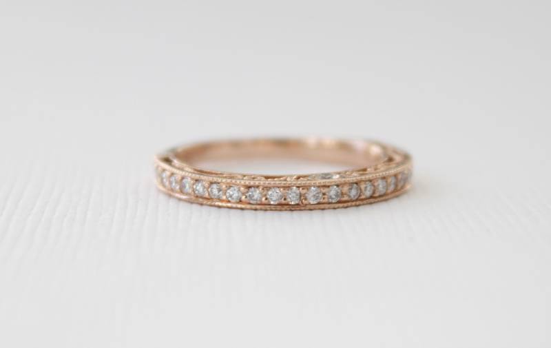 "Mildgrained Pave" Diamantband in 14K Gold." von Studio1040
