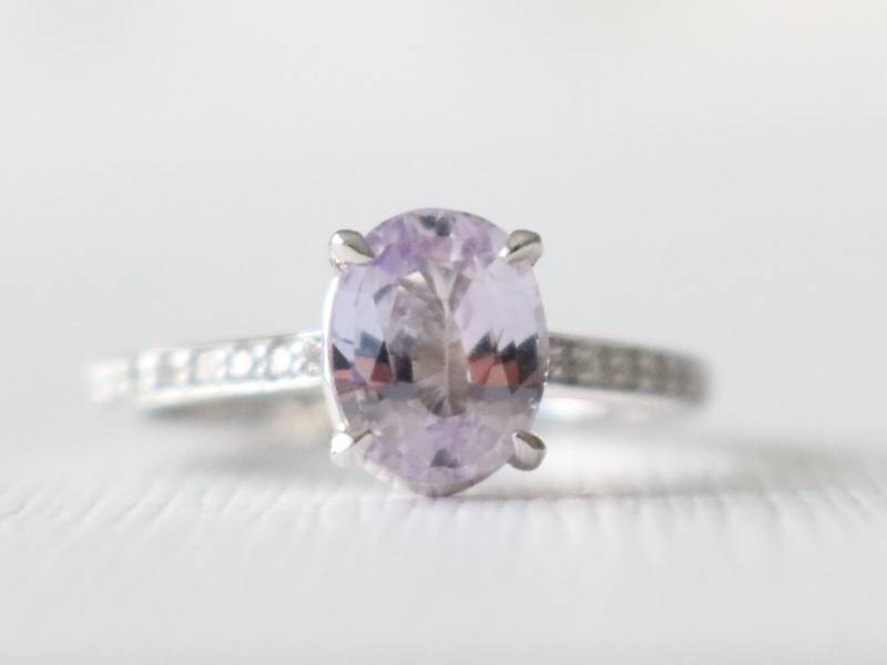 Oval Pink Saphir Diamant Ring 14K Weißgold Verlobungsring von Studio1040