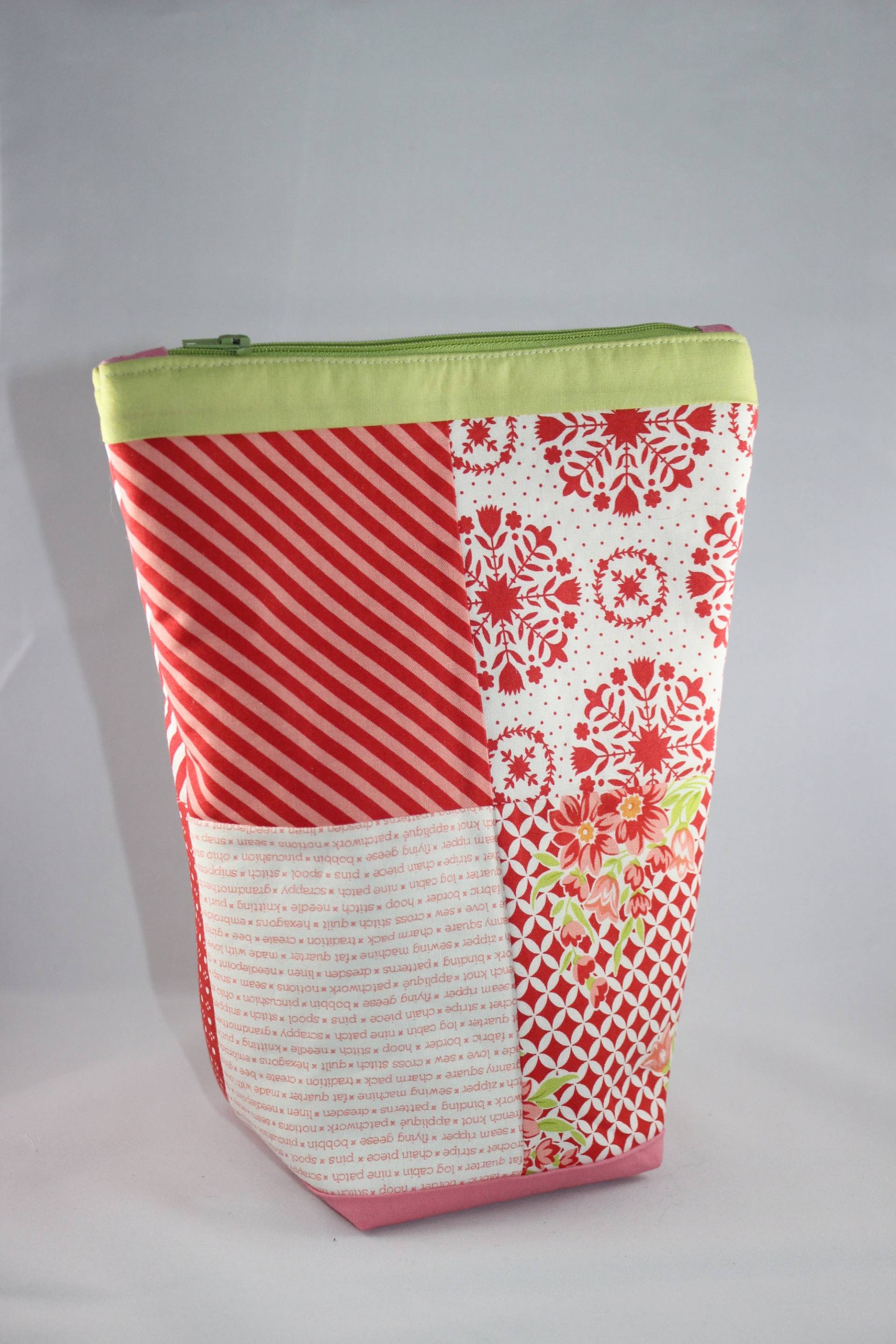 Handgefertigt, Gesteppt, Hohe Reißverschluss-Beutel, Make-Up-Tasche Handgefertigt, Gesteppt, Hohe Reißverschluss-Beutel, Make-Up-Tasche von Studio1Nadine