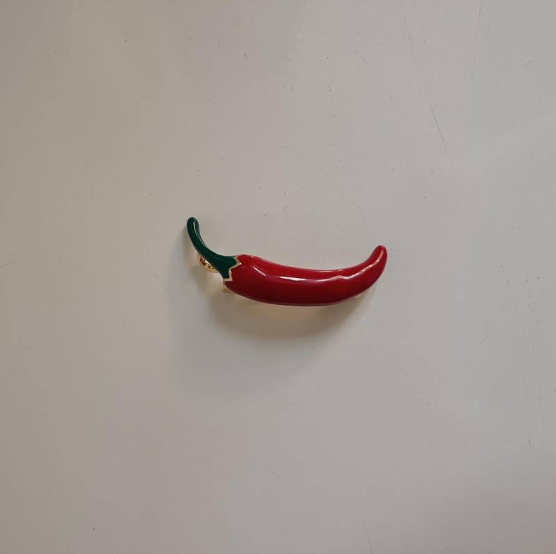 Red Chili Brosche Und Anhänger von StudioAndStuff