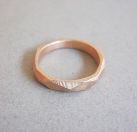 Roségold Facettierter Ring, 14K Gold, Ring Für Männer Und Frauen, Rustikaler Ehering, Edler Schmuck, Verlobungsring, Roh von StudioBALADI