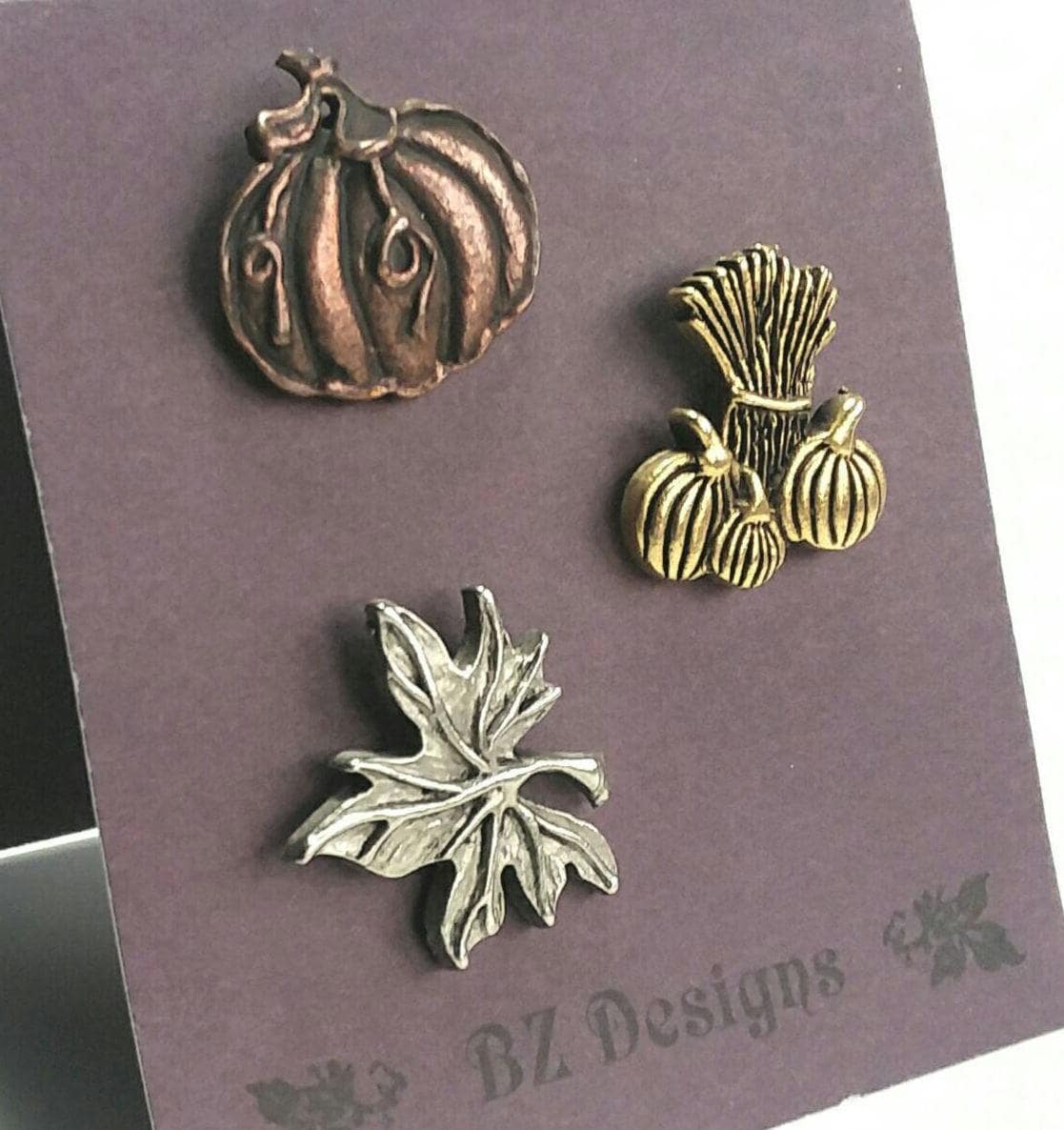 Herbst Ernte Anstecknadeln Garderobe Trio Herbst Ernte Anstecknadeln Garderobe Trio von StudioBZ