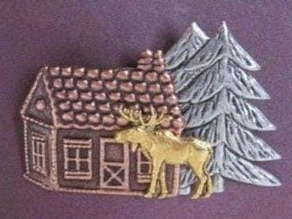 Up North Cabin Mit Elch Und Baum Pin - Northwoods Ein Original Von Bz Designs Up North Cabin Mit Elch Und Baum Pin - Northwoods Ein Original Von Bz Designs von StudioBZ