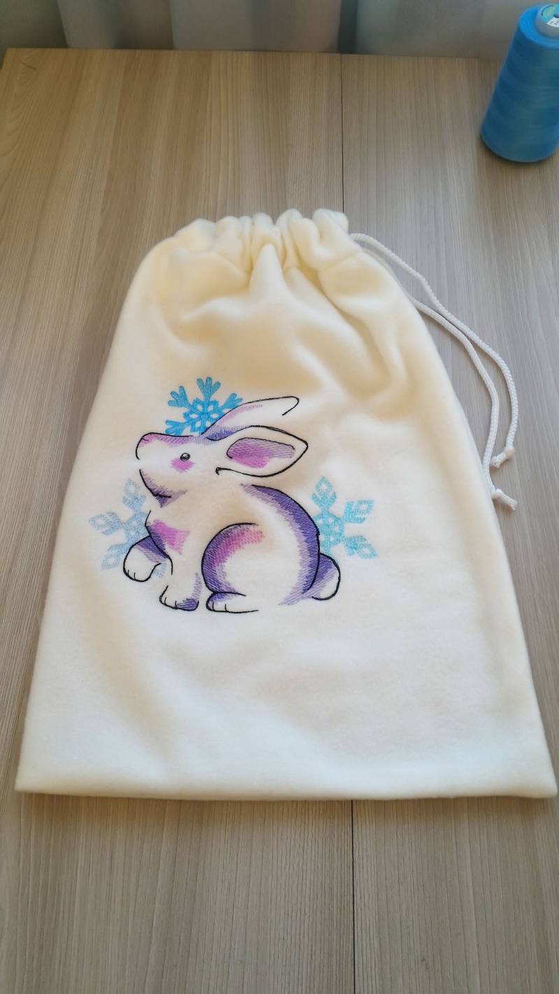 Weißes Vlies Kindertasche Aus Der Fairy Winter Serie Mit Stickerei Für Dinge, Spielzeug. Es Ist Bequem, Ihnen Zu Reisen von StudioClothingLADI