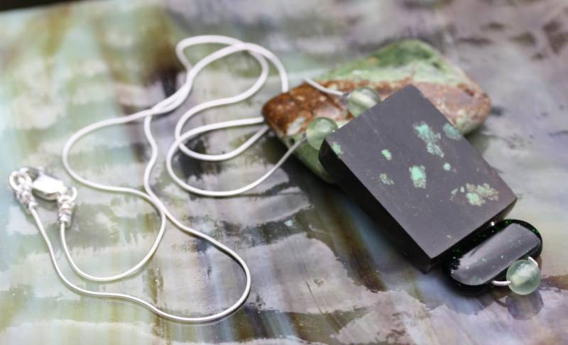 Seltene Türkis Platte Geschnittene Halskette/Siehe Passendes Armband von StudioFind