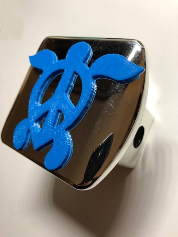 Sehr Niedlich Honu Schildkröte Schwimmen in 3D - 2-Zoll-Trailer Hitch Abdeckung Chrom Mit Blau Liebe Booma von StudioFrame