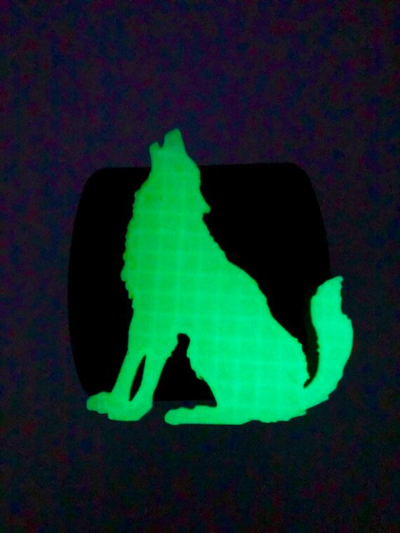 Wolf in 3D - Grau Mit Glow The Dark Weißen Nummernschild Einsatz-Ich Liebe Wolverine Pfoten von StudioFrame
