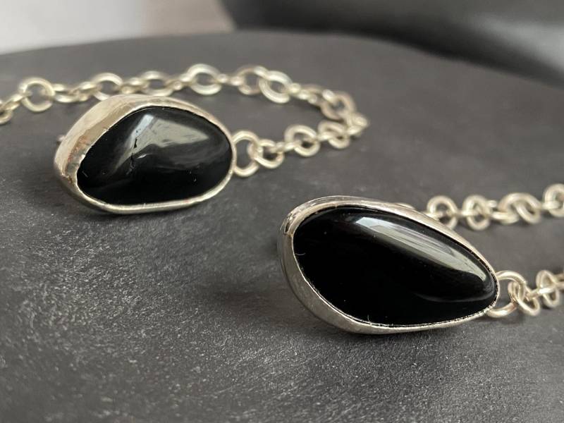 Große Onyx Ohrringe Mit Silberkette von StudioFuchsen
