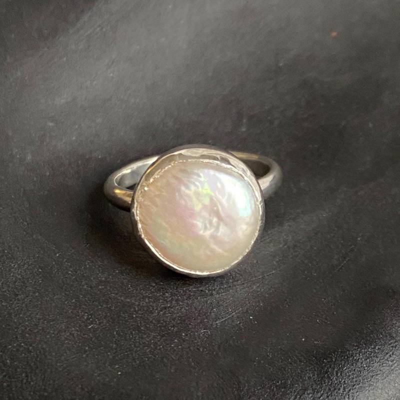 Keshi Perlenring No 1 von StudioFuchsen