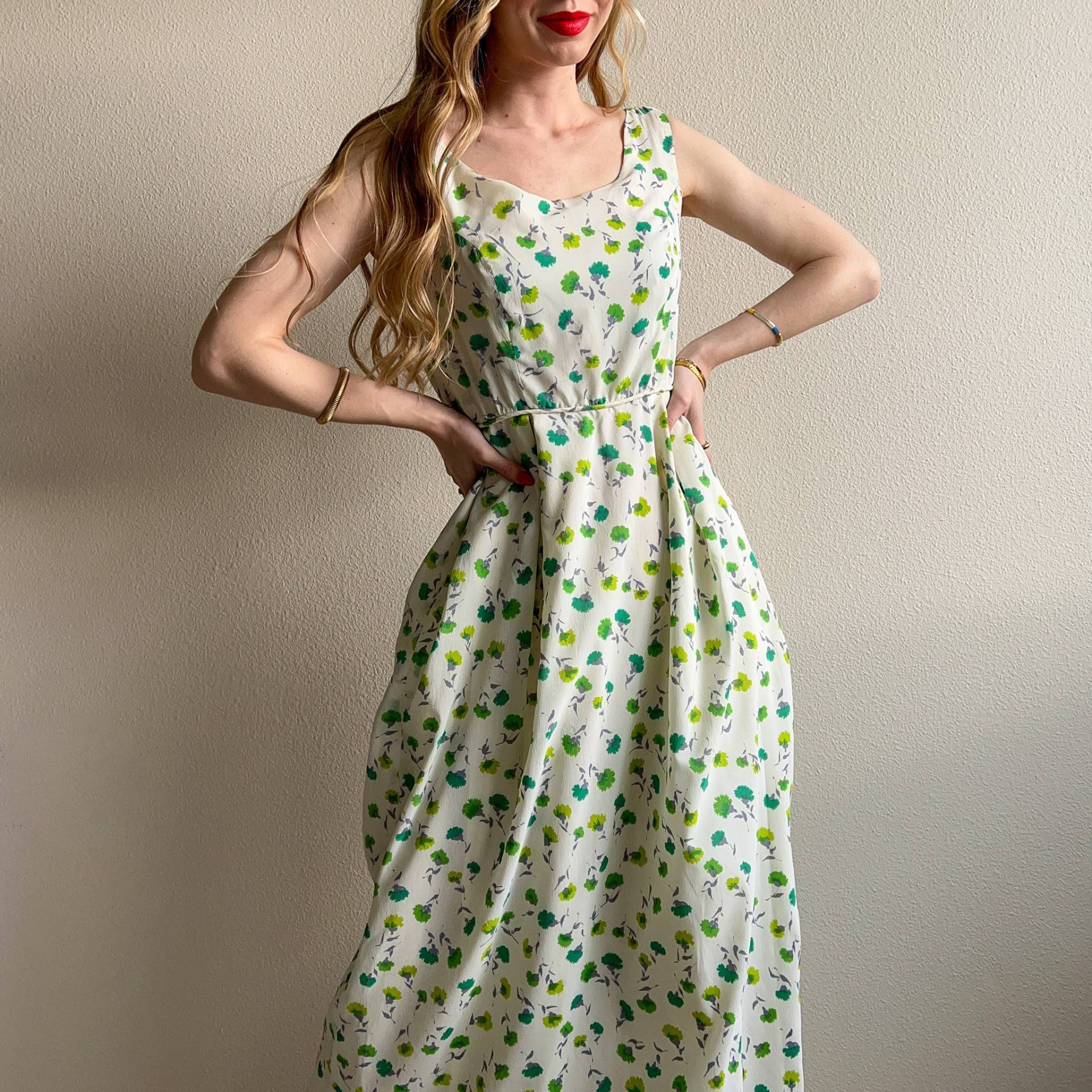 Vintage 1960S Zierliches Grünes Blumen Sommerkleid | S von StudioGloriaVintage