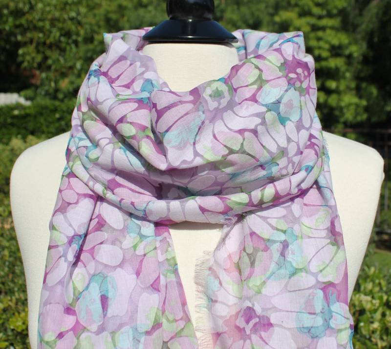 Floraler Pastell Burnout Leichter Schal von StudioHarmony