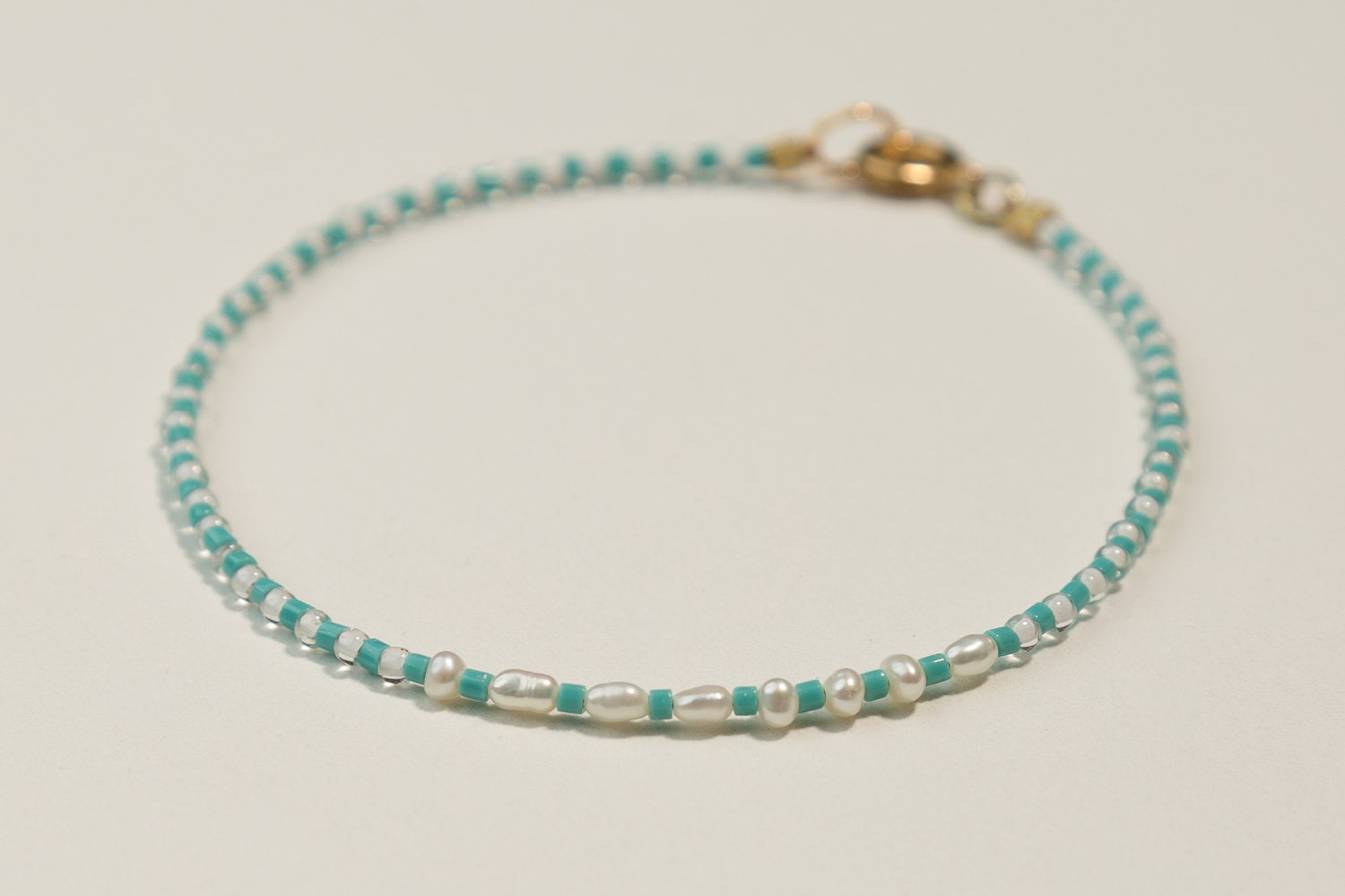 Eine Prise Perlenarmband Eine Prise Perlenarmband von StudioHillalu
