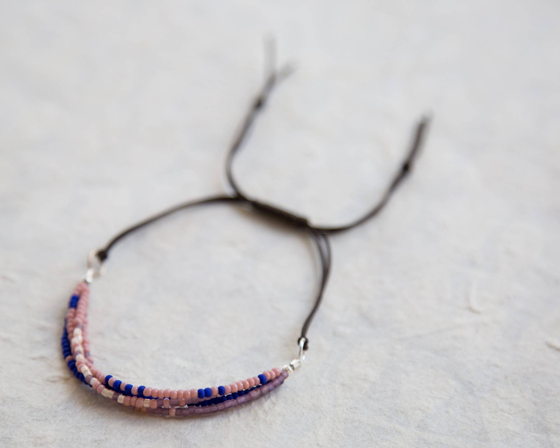 Knoten Und Perlenarmband Knoten Und Perlenarmband von StudioHillalu