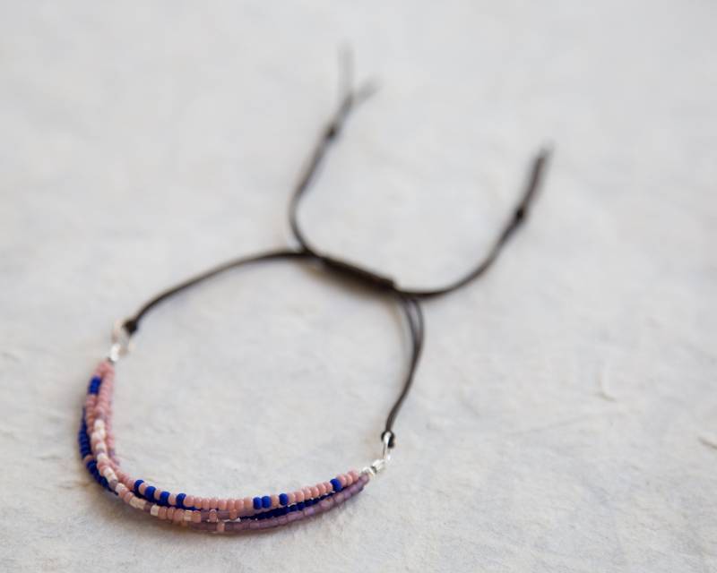 Knoten Und Perlenarmband von StudioHillalu