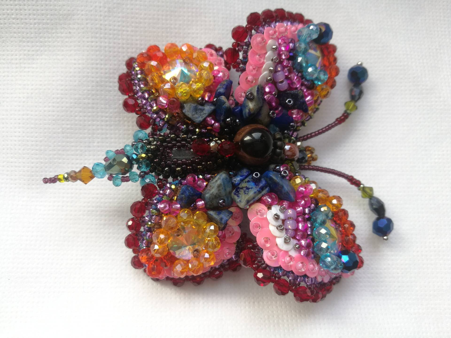 Schmetterling-Brosche, Handgefertigt, Einzigartige Schmuck, Bestickt Schmetterling, Insekt Brosche, Rosa Schmetterling Mit Lazurite Schmetterling-Brosche, Handgefertigt, Einzigartige Schmuck, Bestickt Schmetterling, Insekt Brosche, Rosa Schmetterling Mit Lazurite von StudioKalla