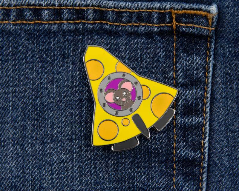 Maus Rocket Emaille Anstecknadel von StudioKitsu