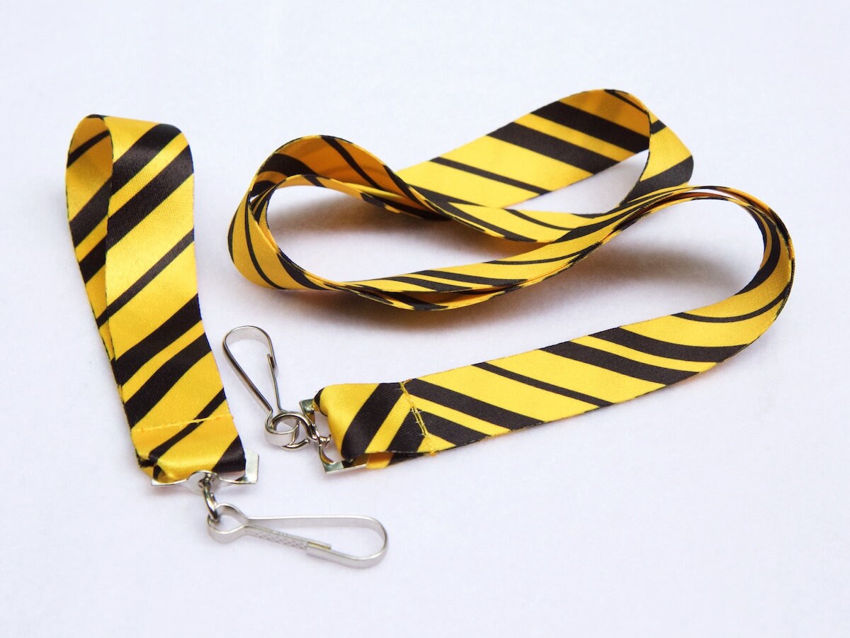 School Stripes Gold Und Schwarz Lanyard Schlüsselanhänger Combo Angebot von StudioKitsu