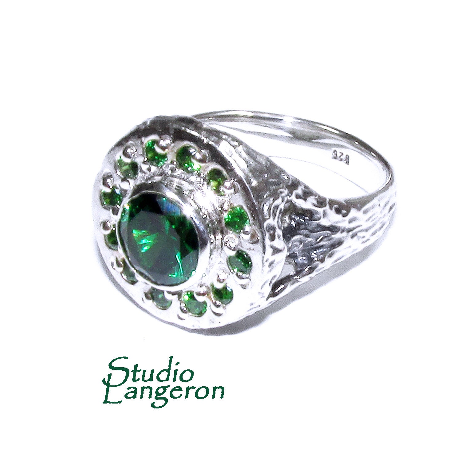 Statement Chrysopras Ring 925 Sterling Silber Größe 7 1/2, Handgemachter Ring, Chrysopras, Grüner Statement Chrysopras Ring 925 Sterling Silber Größe 7 1/2, Handgemachter Ring, Chrysopras, Grüner von StudioLangeron
