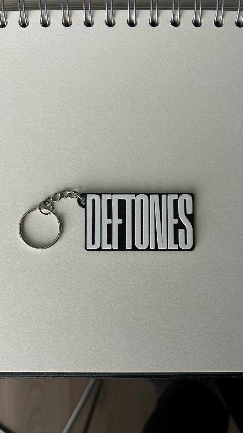 Selfmade - Deftones Keychain Selfmade - Deftones Keychain von StudioLorna