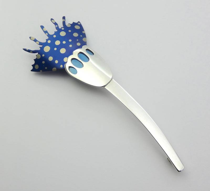 Eloxierte Titan Und 925Er Silber Brosche. Blumen Schmuck. Blumen-Brosche von StudioMatrix