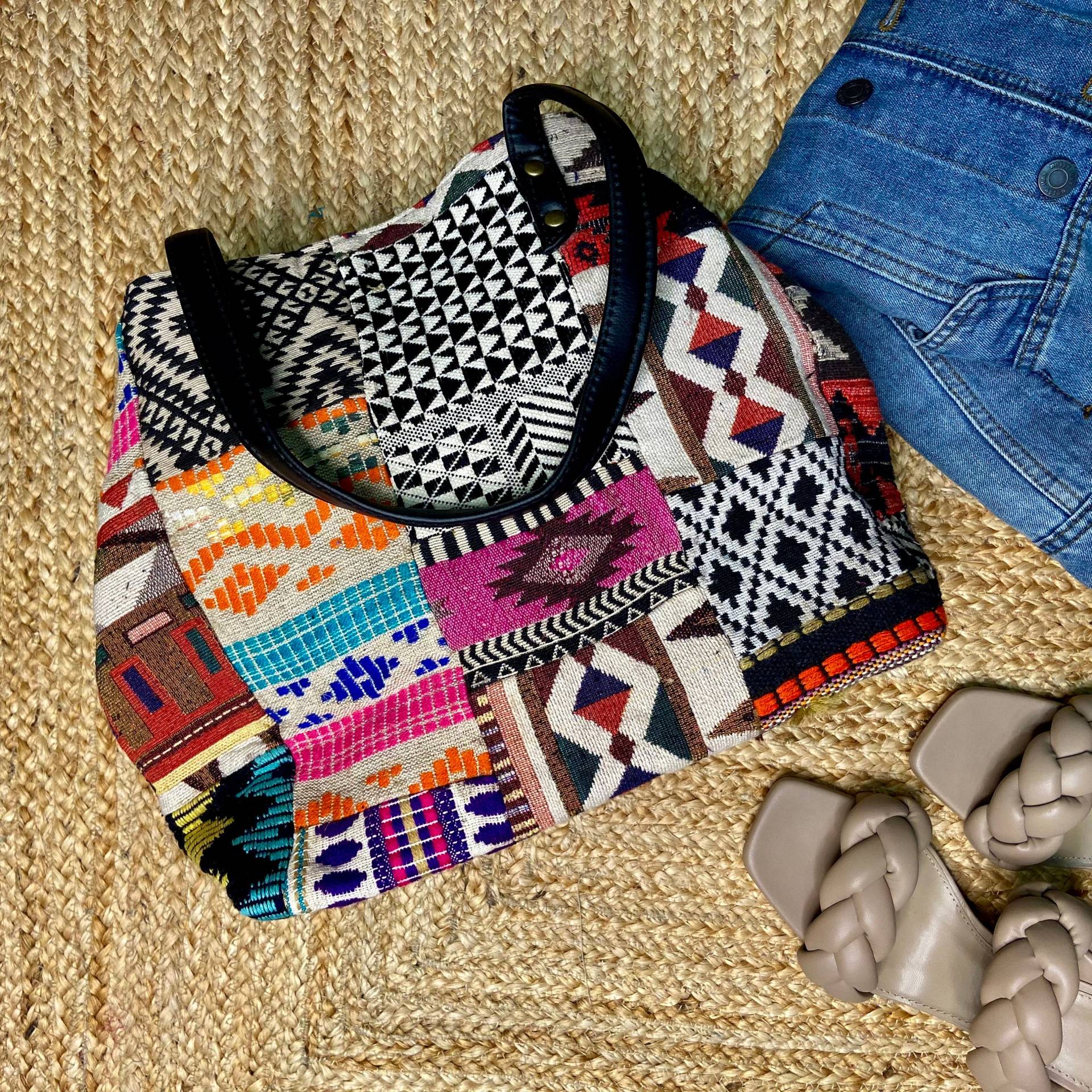 Zero Waste Hand Patchwork Vegan Leder Tragetasche Reisetasche Turnbeutel Handgewebt Stoff Doppelteilung Geräumige Tasche Geburtstagsgeschenke von StudioNakro