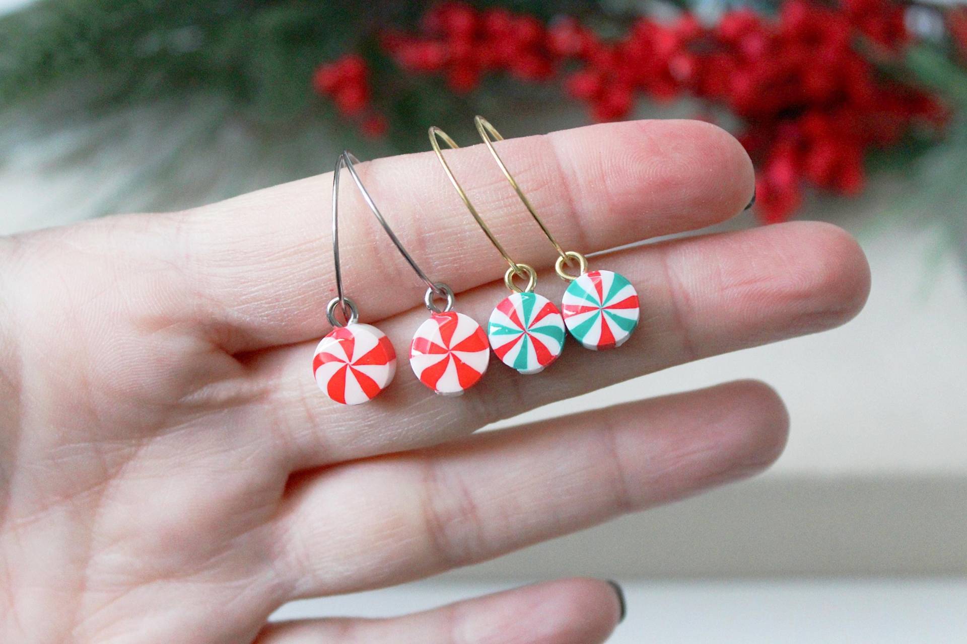 Christmas Hoops, Candy Cane Earrings, Cookie Polymer Clay Handmade, Gifts For Her, Christmas Party von StudioNiani