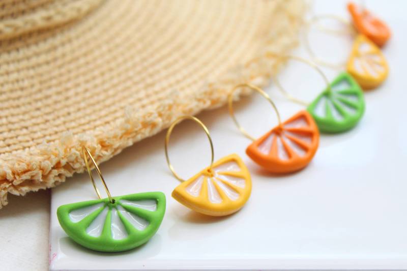 Lemon Earrings, Lime Orange Citrus Hoop Spring, Summer Polymer Clay Food Jewelry von StudioNiani