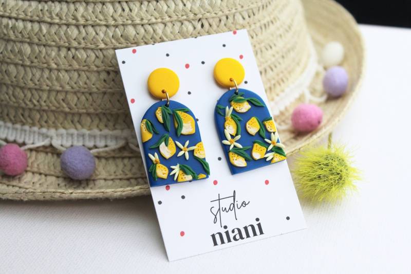 Lemon Earrings, Statement Spring Summer Polymer Clay Botanical Dangle, Elegant, Miniature Food Jewelry von StudioNiani