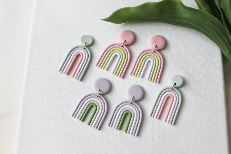Rainbow Earrings, Pastel Statement Spring Polymer Clay Boho, Geometric, Handmade Gift von StudioNiani