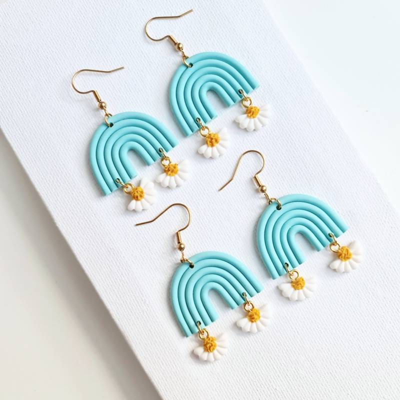 Rainbow Earrings, Polymer Clay Arch Statement Daisy Earrings Dangle von StudioNiani