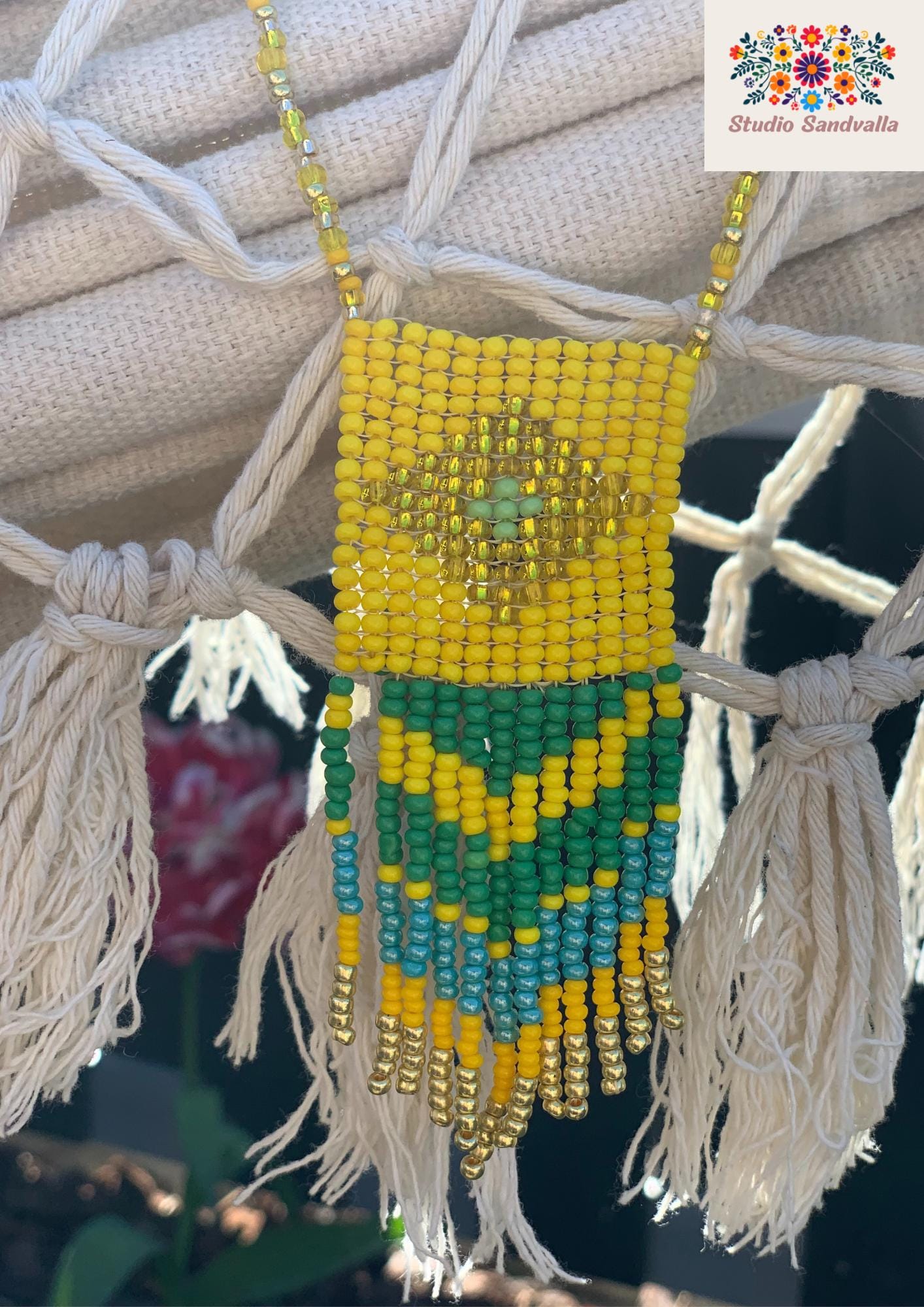Handgefertigte Statement-Kette Mit Perlen Im Boho Stil - Gelb, Türkis Und Gold, Ethno Muster, Miyuki Handgefertigte Statement-Kette Mit Perlen Im Boho Stil - Gelb, Türkis Und Gold, Ethno Muster, Miyuki von StudioSandvalla