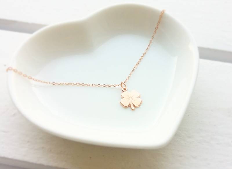 Kleeblatt Glücksbringer Halskette Geschenk Geburtstag Für Sie Freundin Schwester Prüfung Abitur von StudioSoulPieces