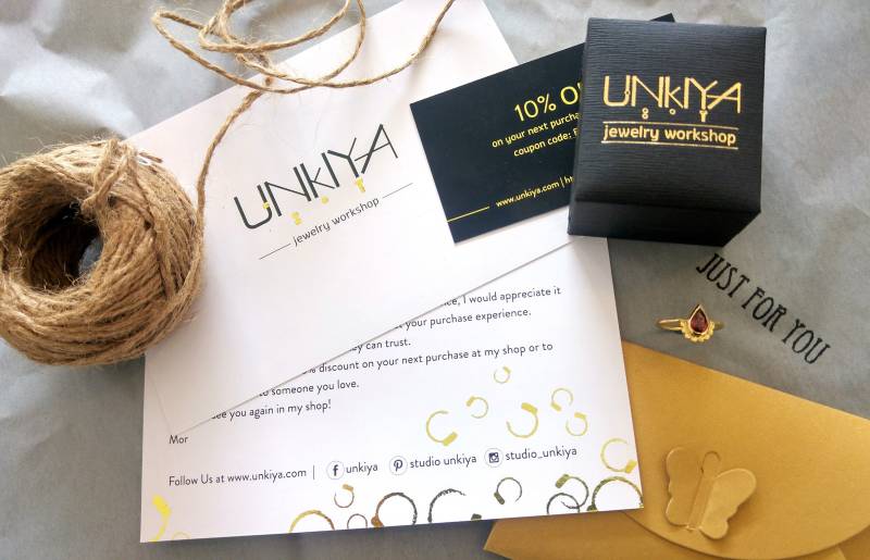 Gravur - Handgravur Auf Ringe Wählen Sie Ihre Schriftart Aus von StudioUnkiya