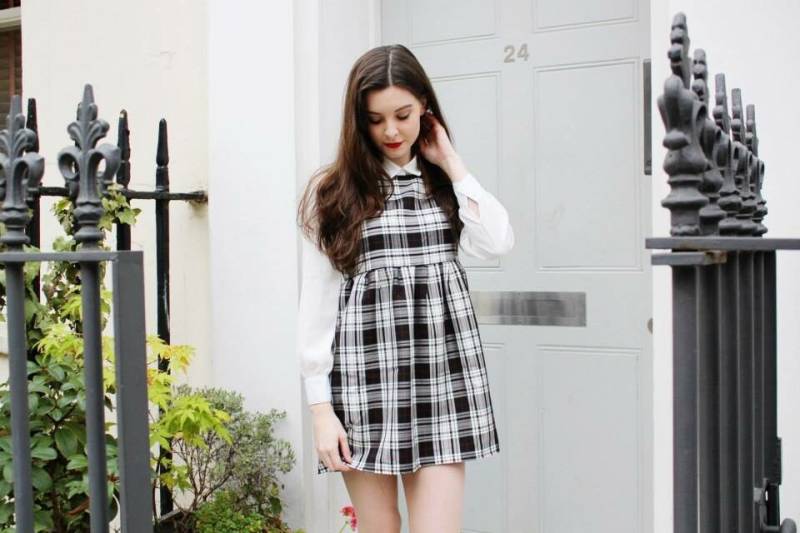 Handgemachte Schottenkaro Pullover Kleid Mit Rot Marine Schwarz Weiß Trägerkleid Erhältlich in Den Größen Uk4-26 von StudioVSM