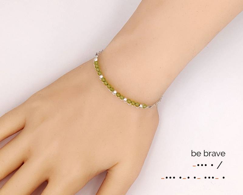Echtes Peridot Armband Frauen Morse-Code-Armband Be Brave Sterling Silber Wickelarmband 30 von StudioVy
