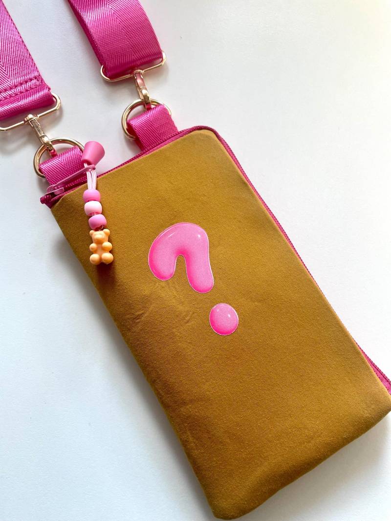 Handytasche Ringring Fragezeichen von StuffandButtonBags