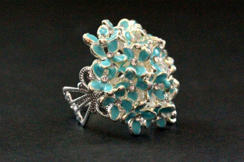 Blauer Blumenstrauß-Knopfring Aus Silber, Mit Strasssteinen. Verstellbarer Ring. Handmade Schmuck von StumblingOnSainthood