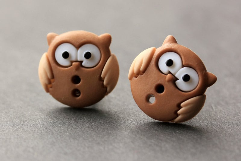 Eule Ohrringe. Rötliche Brown Und Tan Eulen-Knopf-Ohrringe. Eulen Schmuck. Eule-Bolzen-Ohrringe. Vogel Post Handmade von StumblingOnSainthood