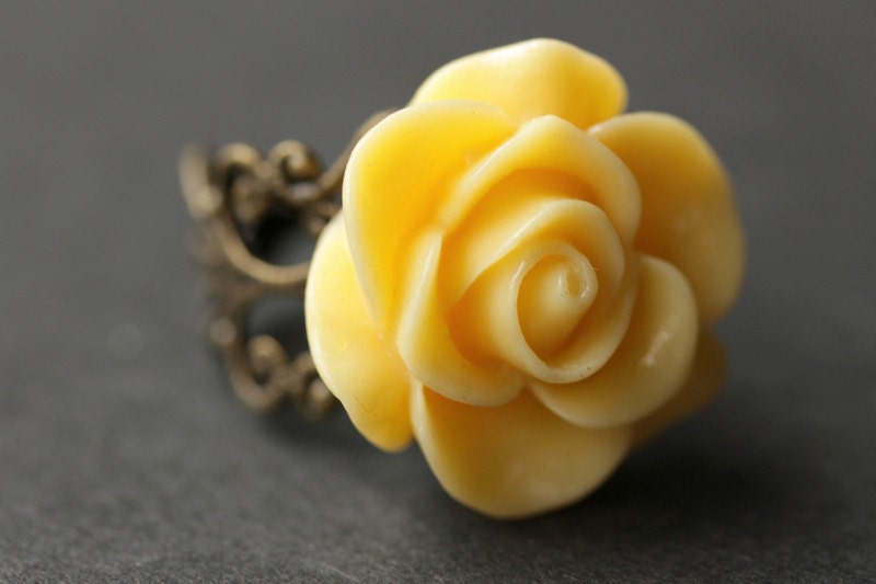 Gelbe Rose Ring. Verstellbar Vergoldeter Silber Bronze-Ring. Kupfer Verstellbarer Handmade Schmuck von StumblingOnSainthood