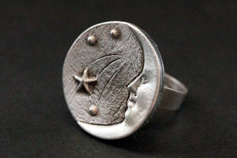 Halbmond Ring. Mond Und Sterne Nachthimmel Ring in Silber. Verstellbarer Handmade Schmuck von StumblingOnSainthood