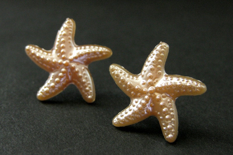 Pfirsich Seestern Ohrringe. Sea Star Fish Ohrringe Mit Silbernen Ohrstecker-Verschlüssen. Handmade Schmuck von StumblingOnSainthood