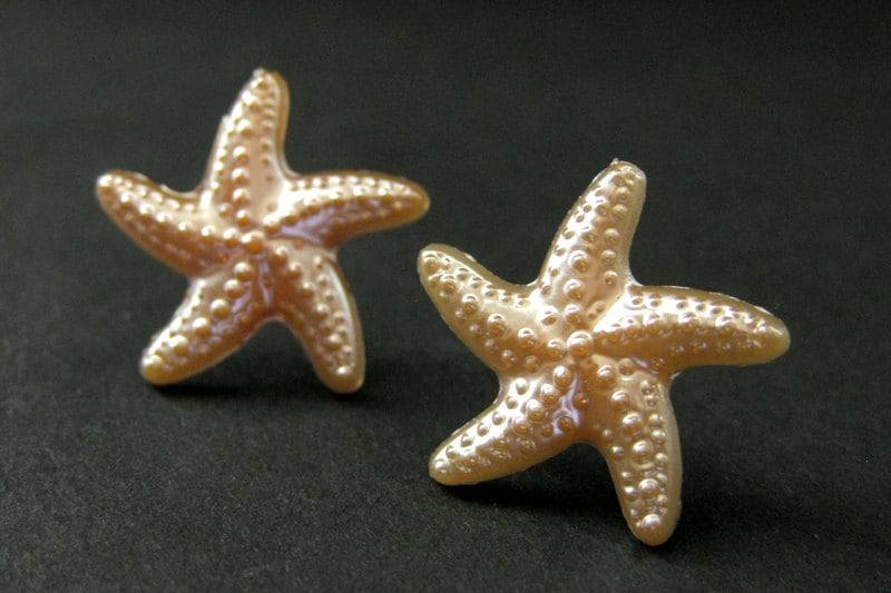 Pfirsich Seestern Ohrringe. Sea Star Fish Ohrringe Mit Silbernen Ohrstecker-Verschlüssen. Handmade Schmuck von StumblingOnSainthood