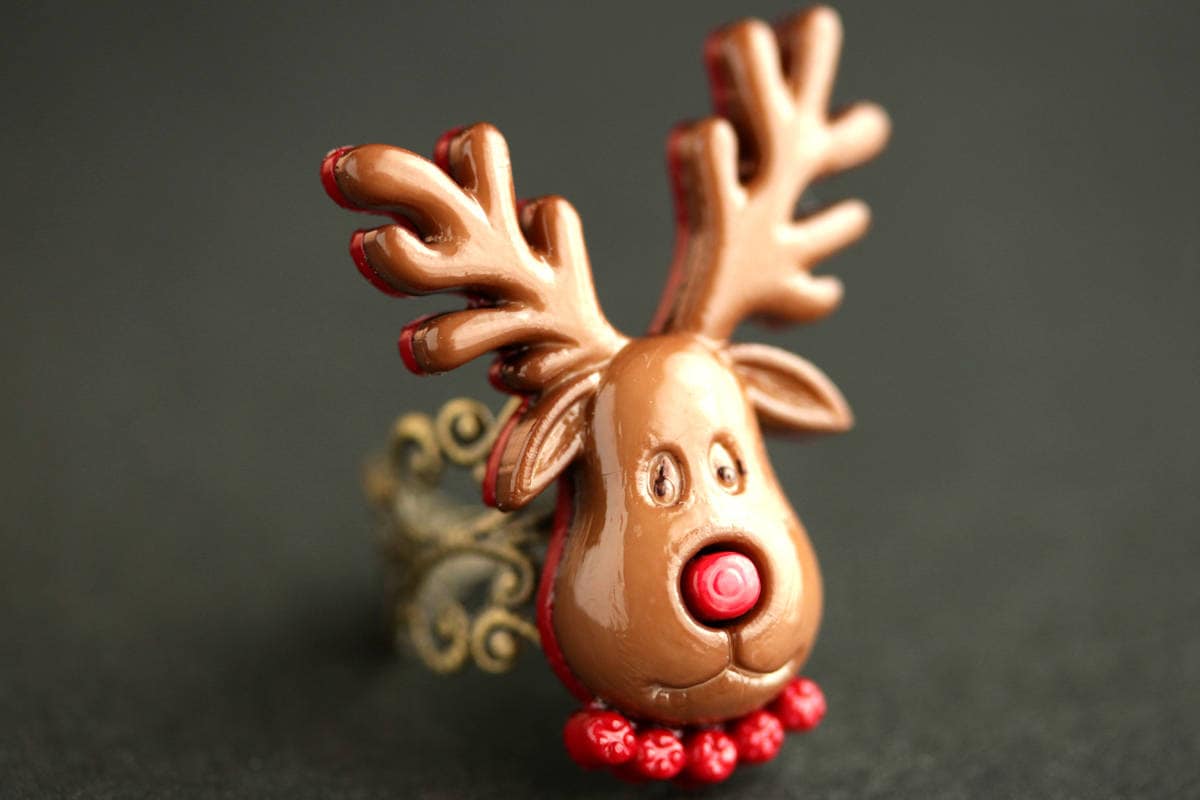 Rudolf Ring. Weihnachts-Ring. Ring Mit Der Roten Nase Urlaub Hirsch Bronze-Ring. Verstellbarer Handmade Schmuck von StumblingOnSainthood