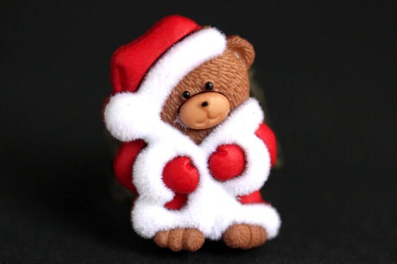 Urlaub Teddybär Ring. Weihnachts-Ring. Weihnachtsmann Teddy Bär Bronze-Ring. Verstellbarer Handmade Schmuck von StumblingOnSainthood