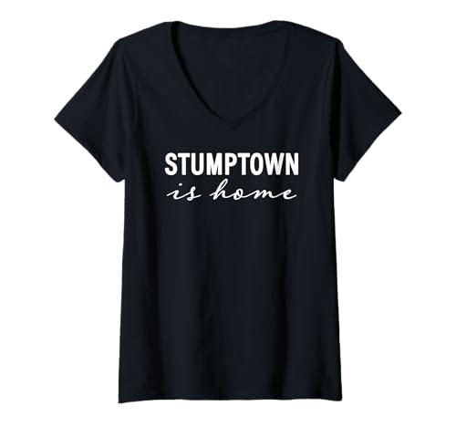Damen STUMPTOWN IST ZU Hause T-Shirt mit V-Ausschnitt von Stumptown Is Home Portland OR Dual Typeface Shop