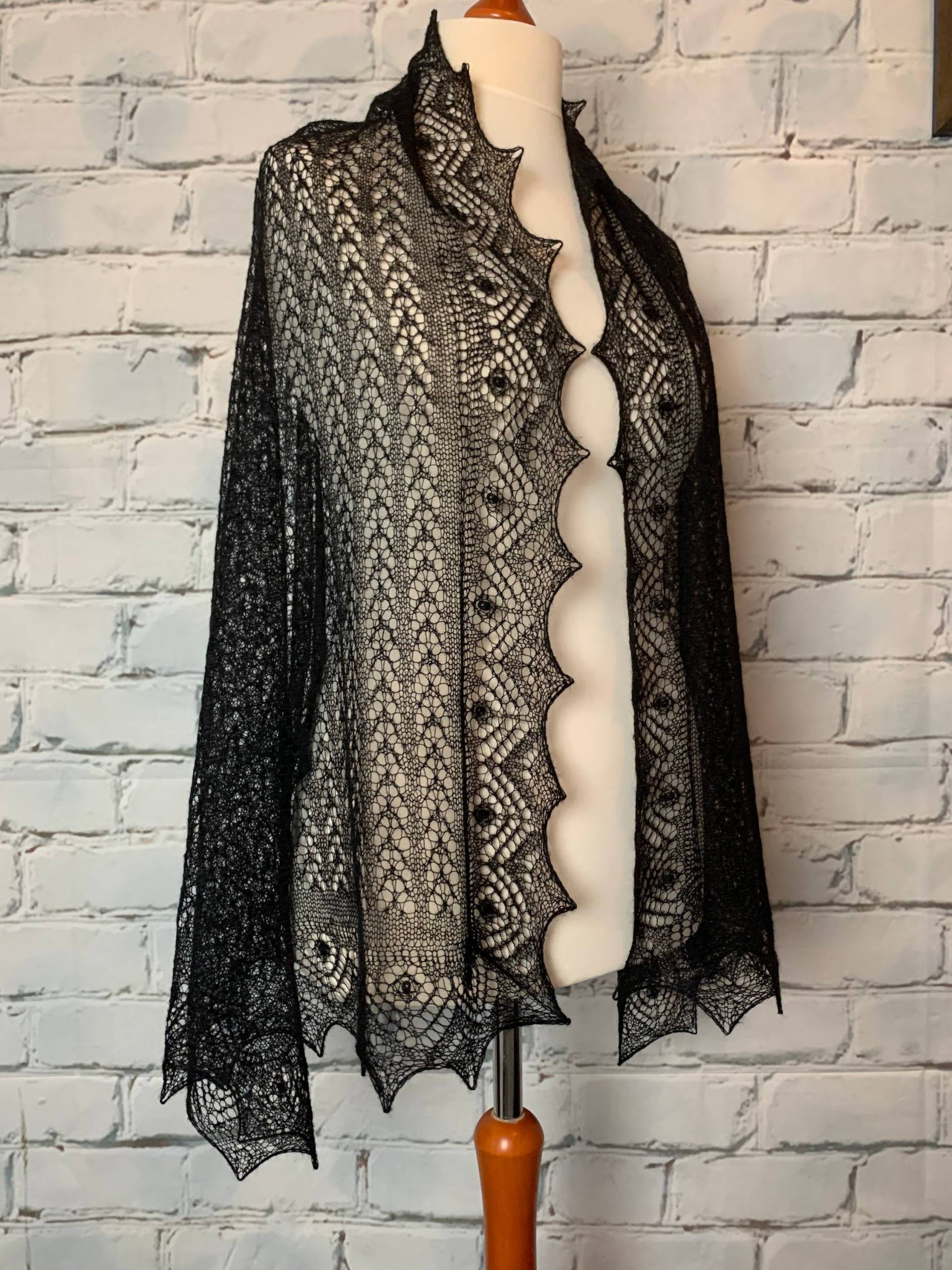 Wunderschöner Schal Aus 100% Baby Alpaka Spitze, Farbe Schwarz 1 Wunderschöner Schal Aus 100% Baby Alpaka Spitze, Farbe Schwarz 1 von StunningCashmereLace