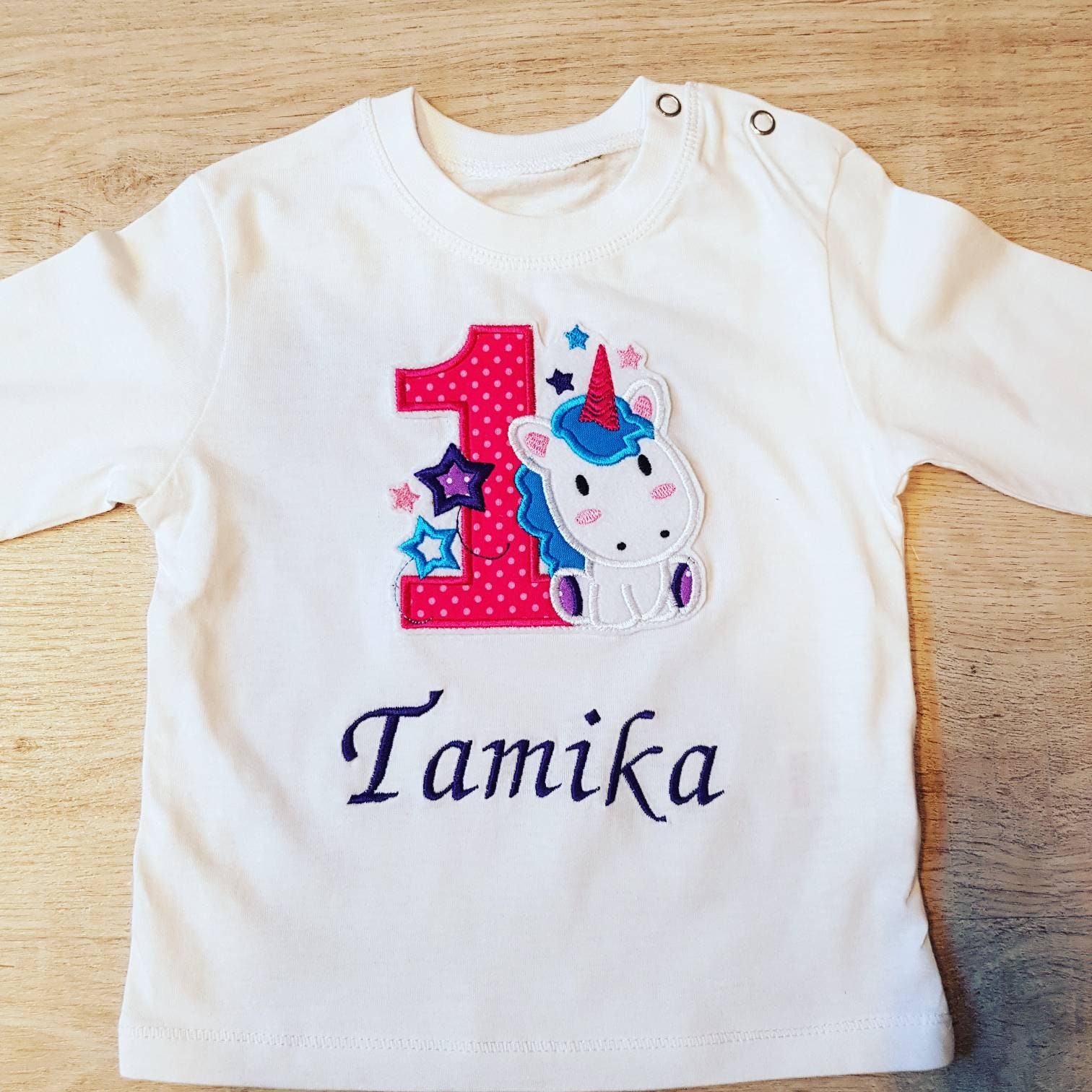 Geburtstagsshirt, Shirt Mit Name Einhorn Geburtstagsshirt, Shirt Mit Name Einhorn von Stupsnadel